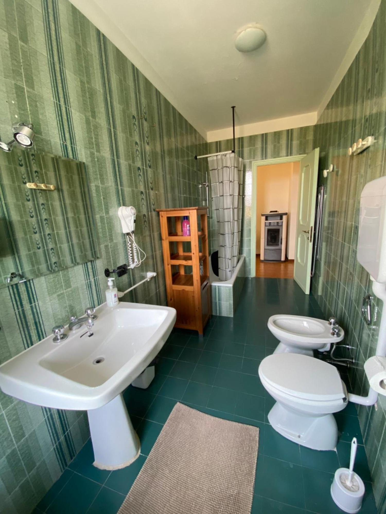 Agriturismo Cascina Bissiniga ซาโล ภายนอก รูปภาพ