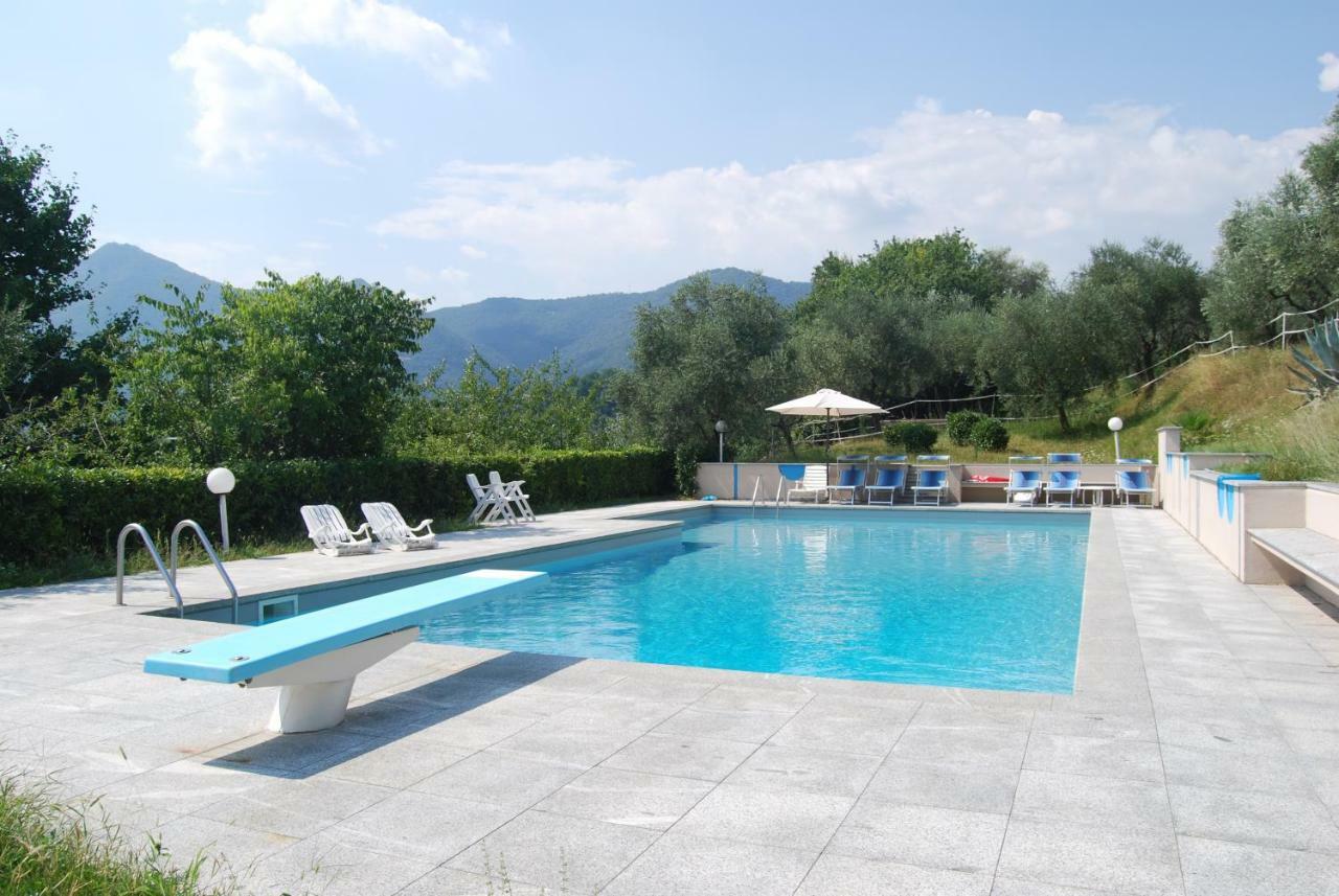 Agriturismo Cascina Bissiniga ซาโล ภายนอก รูปภาพ