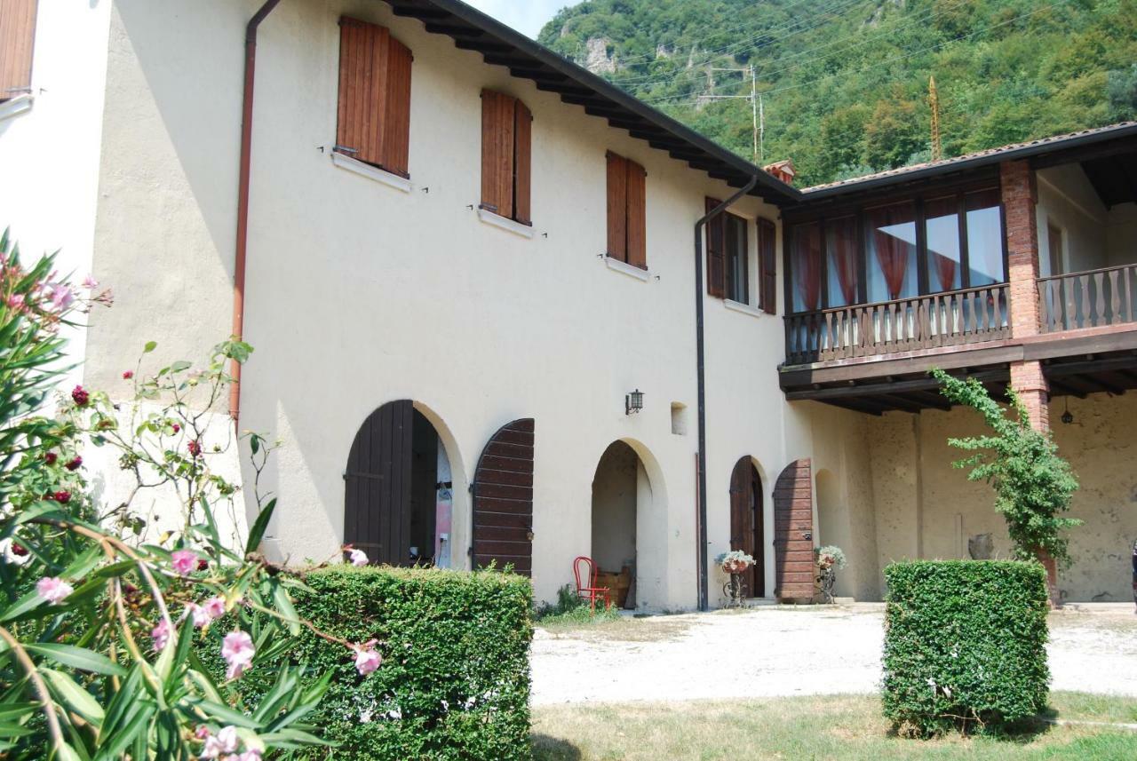 Agriturismo Cascina Bissiniga ซาโล ภายนอก รูปภาพ