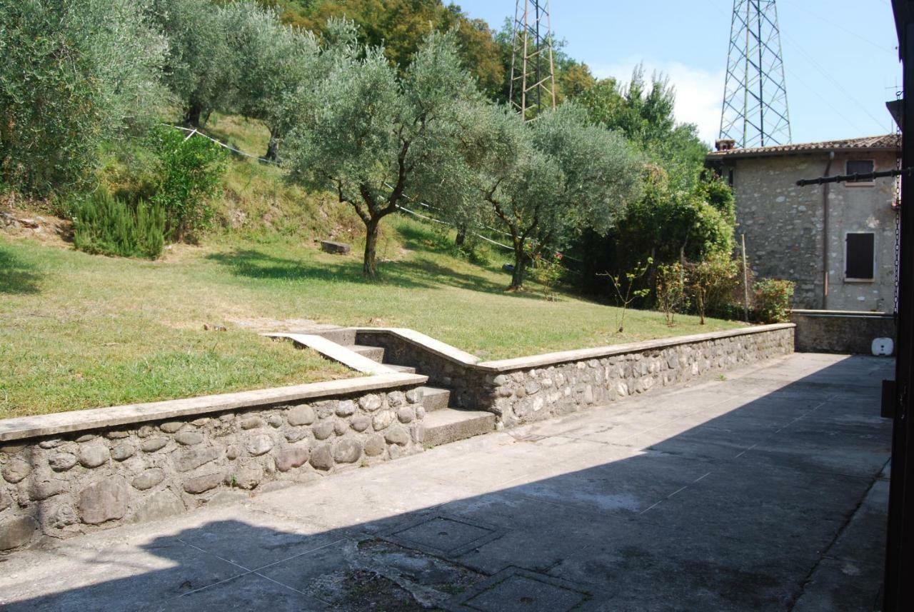 Agriturismo Cascina Bissiniga ซาโล ภายนอก รูปภาพ